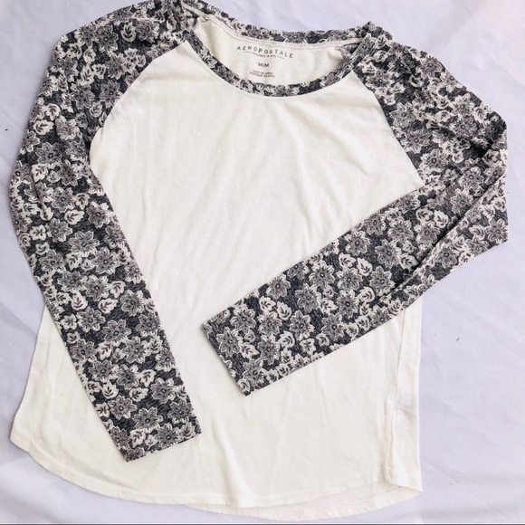 🌺Floral raglan long sleeve - Picture 2 of 2